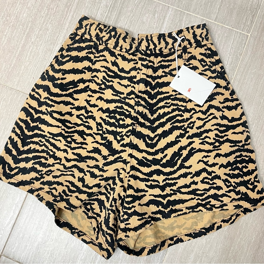 Good American Animal Print High Waist Aline Tencel Shorts in Brown Zebra Sz 0